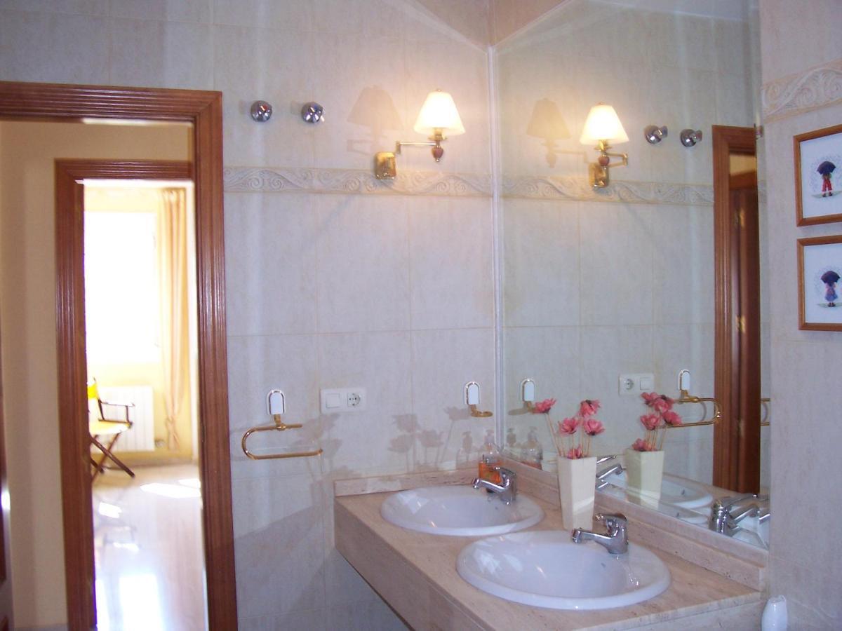 Chalet Airam โมนาชิล ภายนอก รูปภาพ